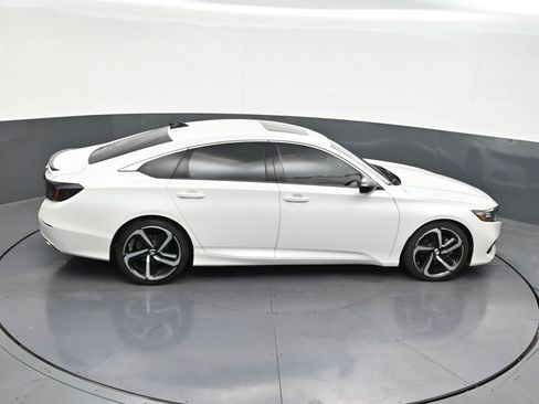 Used 2022 Honda Accord Sport image 19