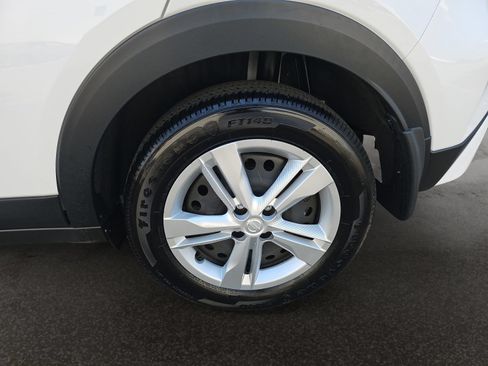 Used 2025 Nissan Kicks Play S FWD image 46