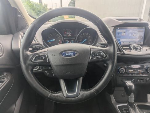 Used 2018 Ford Escape Titanium w/ Ford Safe & Smart Package AWD/4WD image 12