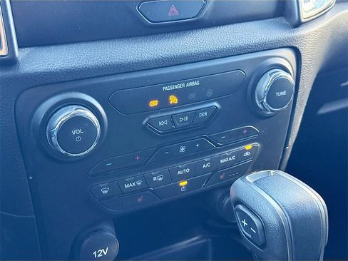 Used 2022 Ford Ranger Lariat w/ Tremor Off-Road Package image 16