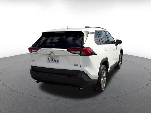 Used 2025 Toyota RAV4 XLE image 14