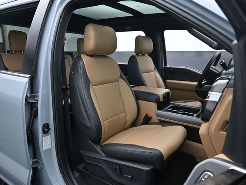 New 2026 Ford F350 Lariat w/ Lariat Ultimate Package image 28