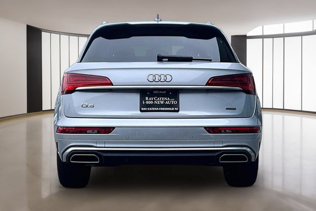 Certified 2023 Audi Q5 2.0T Premium Plus w/ Premium Plus Package AWD/4WD image 6