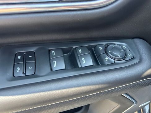 Used 2021 GMC Yukon SLT w/ SLT Premium Package AWD/4WD image 21