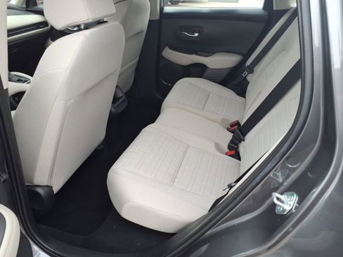 Used 2025 Honda HR-V LX image 11