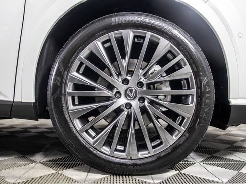 Used 2025 Lexus RX 450h AWD w/ Luxury Package image 43
