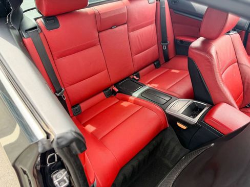 Used 2009 BMW 335i Convertible image 9