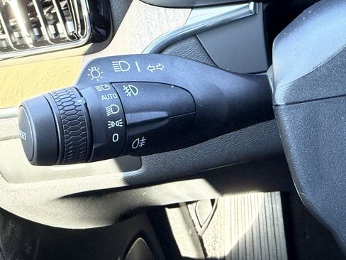 New 2026 Volvo XC60 B5 Plus w/ Protection Package image 28