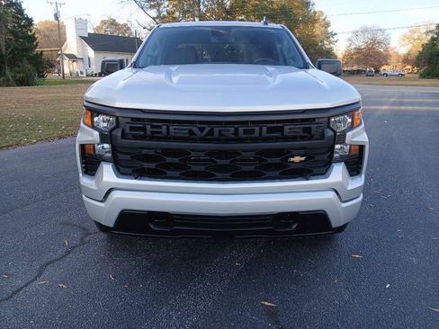 Used 2022 Chevrolet Silverado 1500 Custom image 14