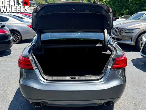 Used 2017 Nissan Maxima 3.5 SL FWD image 11
