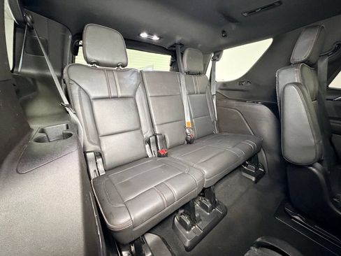 Used 2021 Chevrolet Tahoe RST w/ Luxury Package AWD/4WD image 8