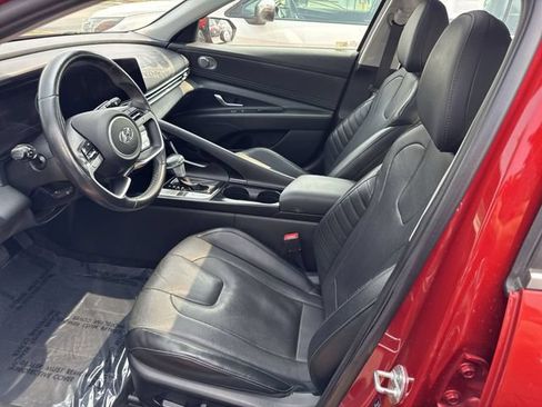 Used 2021 Hyundai Elantra Limited FWD image 10