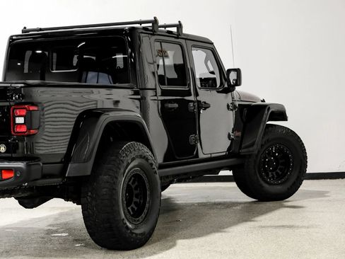 Used 2020 Jeep Gladiator Rubicon w/ Dual Top Group AWD/4WD image 15