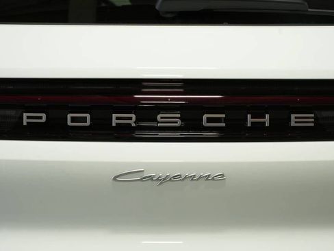 New 2026 Porsche Cayenne AWD/4WD image 39