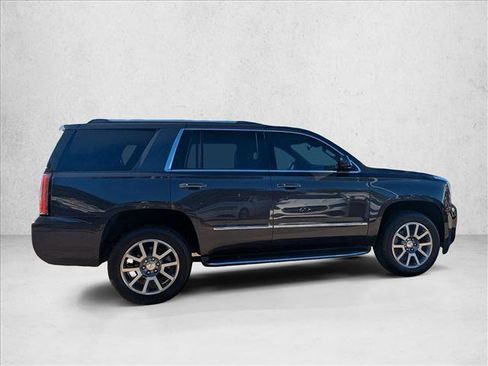 Used 2018 GMC Yukon Denali image 4