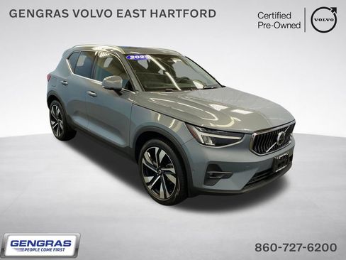 Certified 2023 Volvo XC40 B5 Plus w/ Protection Package Premier AWD/4WD image 1
