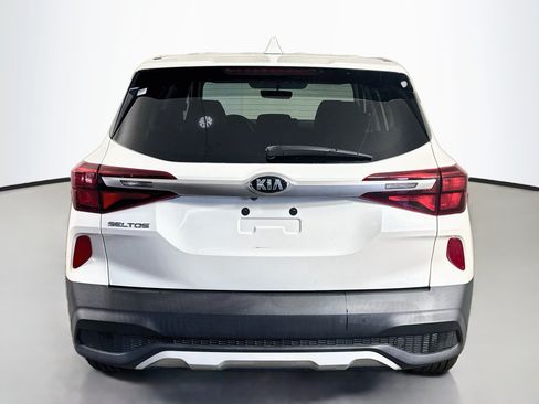 Used 2021 Kia Seltos LX AWD/4WD image 8