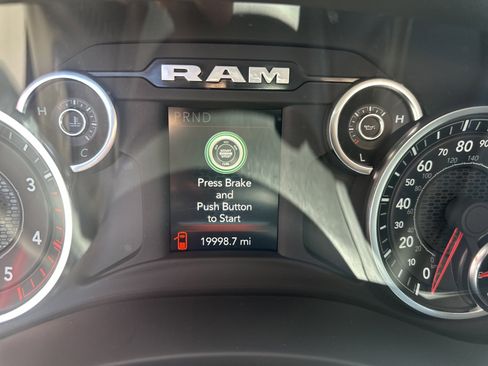 Used 2024 RAM 2500 Big Horn w/ Night Edition AWD/4WD image 12