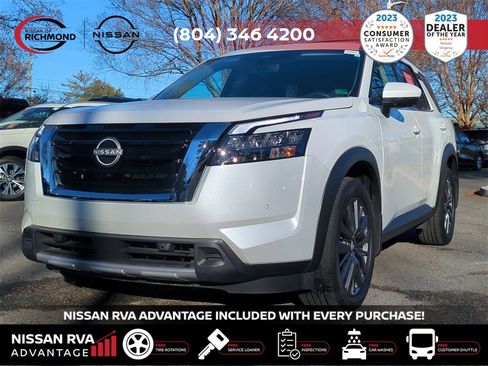 Used 2025 Nissan Pathfinder SL w/ SL Premium Package image 2