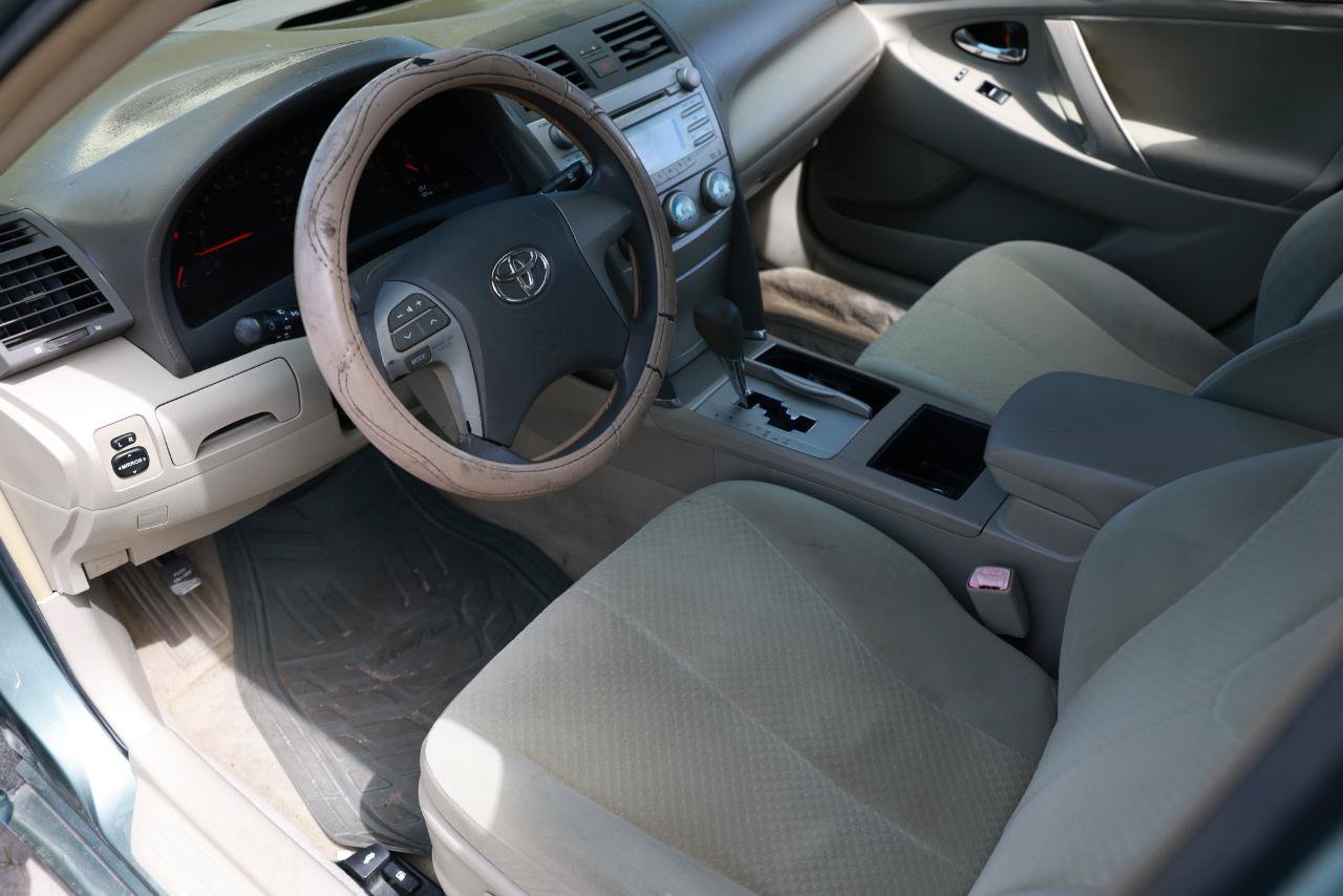 Used 2007 Toyota Camry LE FWD image 4