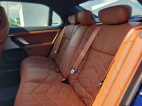 New 2026 BMW 740i w/ Executive Package RWD image 8