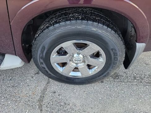 Used 2013 Nissan Armada SV RWD image 6