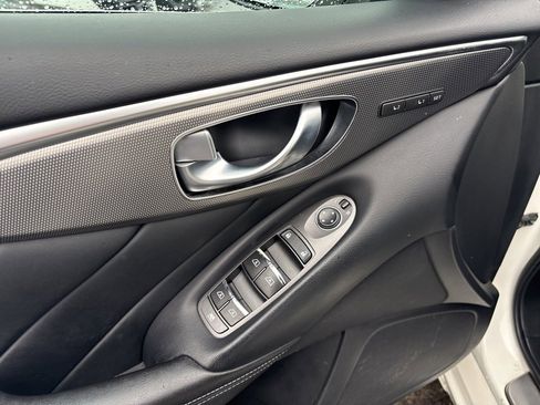 Used 2016 INFINITI Q50 3.0t Premium w/ 3.0T Premium Plus Package image 20