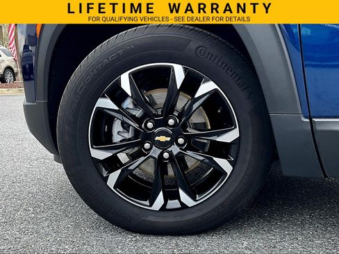Used 2023 Chevrolet TrailBlazer LT FWD image 9