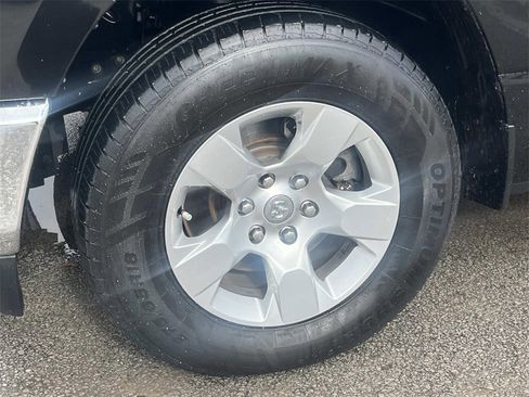 Used 2020 RAM 1500 Big Horn image 9