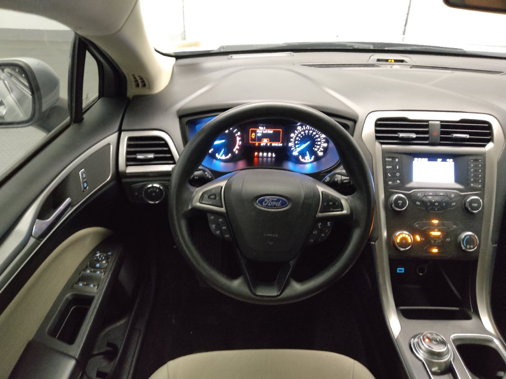 Used 2020 Ford Fusion S FWD image 22