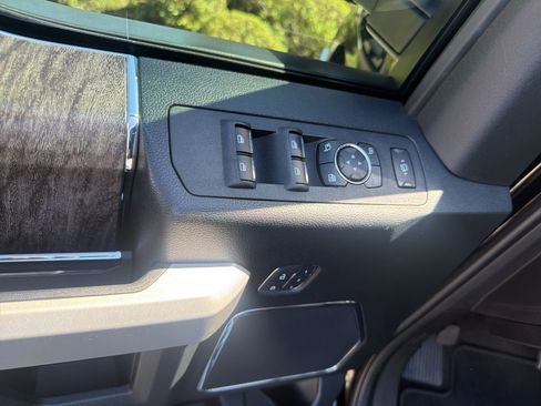 Used 2018 Ford F350 Lariat w/ Lariat Ultimate Package image 15