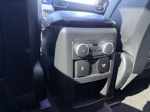 Used 2020 Ford Explorer ST w/ Premium Technology Package image 27