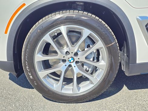 New 2026 BMW X5 xDrive50e AWD/4WD image 8