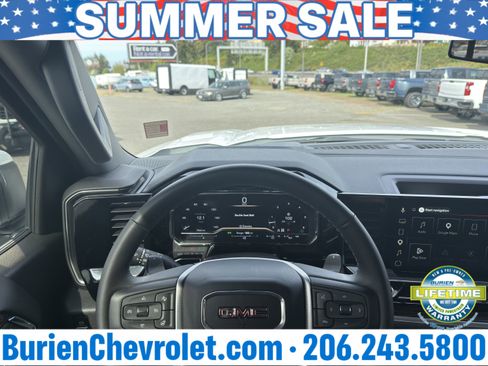 Used 2025 GMC Sierra 1500 Elevation w/ Elevation Premium Package AWD/4WD image 13