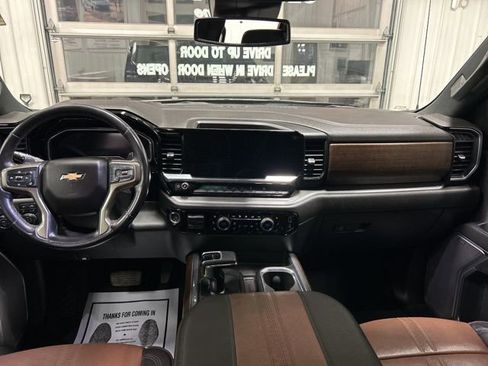 Used 2023 Chevrolet Silverado 1500 High Country w/ LPO, Dark Essentials Package image 33