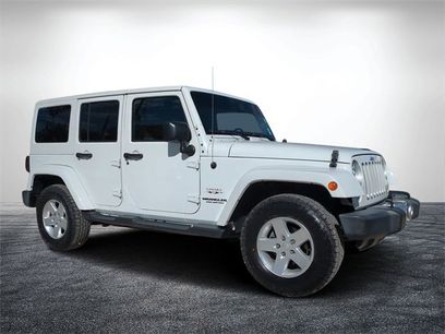 Used 2017 Jeep Wrangler Unlimited Sahara w/ Connectivity Group