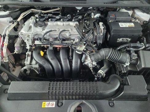 Used 2022 Toyota Corolla LE image 30