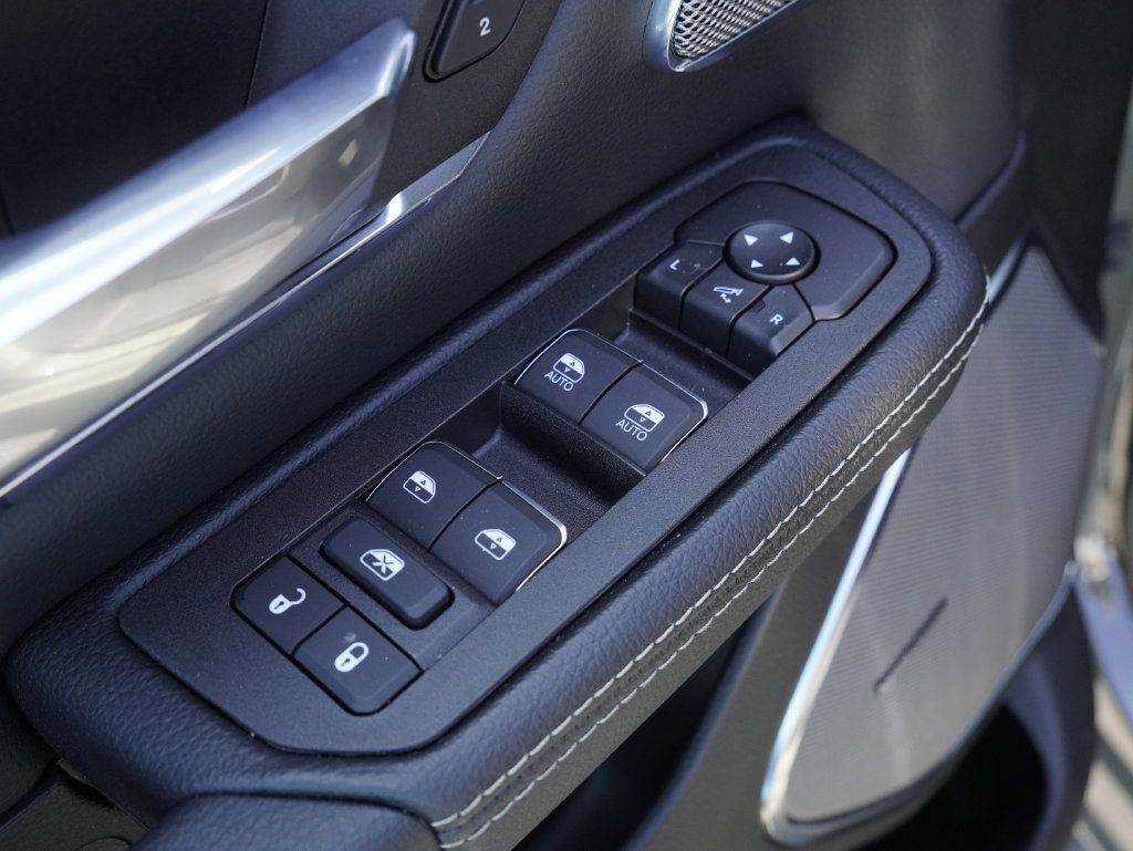 New 2026 RAM 1500 Laramie w/ Night Edition AWD/4WD image 13