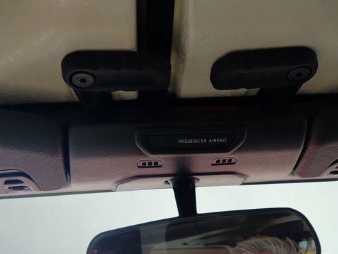 Used 2019 Jeep Wrangler Sport AWD/4WD image 35