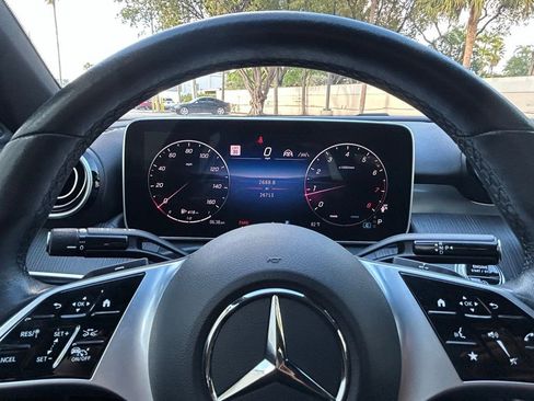 Used 2025 Mercedes-Benz C 300 Sedan image 20
