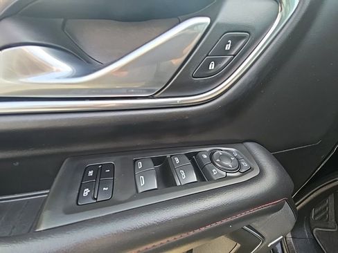 Used 2022 Chevrolet Tahoe RST w/ Luxury Package image 27