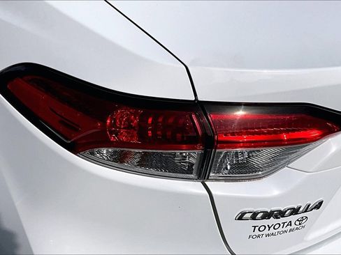 Used 2023 Toyota Corolla LE image 20