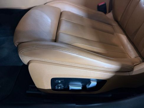 Used 2023 BMW ALPINA B8 xDrive Gran Coupe image 19