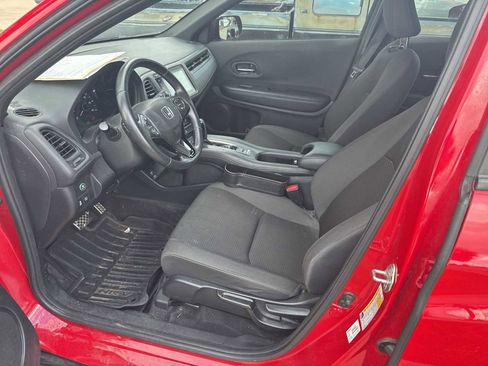 Used 2019 Honda HR-V Sport image 5