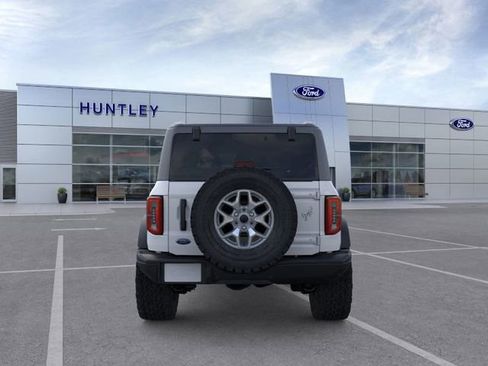 New 2025 Ford Bronco Badlands image 5