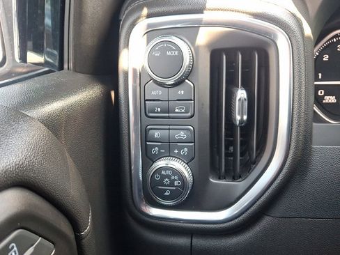 Used 2022 GMC Sierra 1500 SLT w/ SLT Premium Plus Package AWD/4WD image 26
