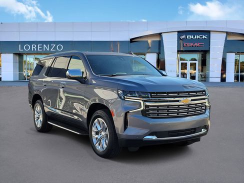 Used 2021 Chevrolet Tahoe Premier w/ Premium Package image 3