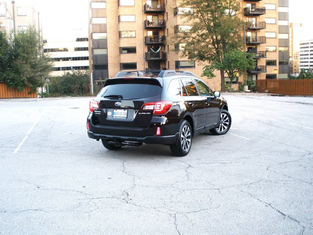 Used 2016 Subaru Outback 2.5i Limited AWD/4WD image 18