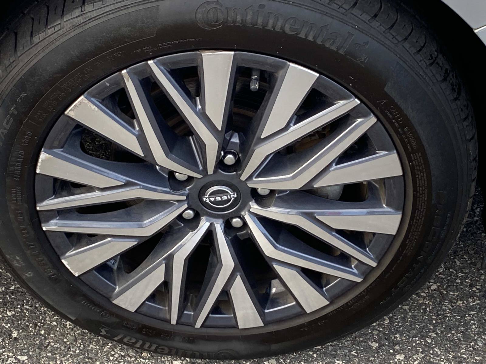Used 2023 Nissan Altima 2.5 SV AWD/4WD image 24