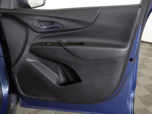 Used 2024 Chevrolet Equinox LT FWD image 24